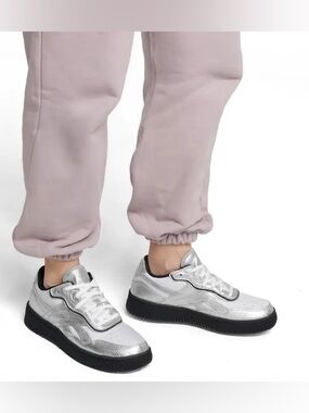 Reebok x Victoria Beckham Dual Court II VB – Men’s 9 / Unisex – (NWT) & Dust Bag